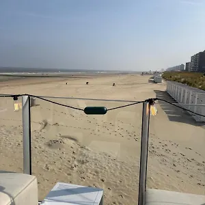 Seagull, Ruim En Volledig Vernieuwd Met Zeezicht In Westende , Middelkerke Belgique