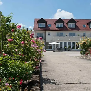 Felshof - Weingut&gästehaus Hotel Sommerhausen